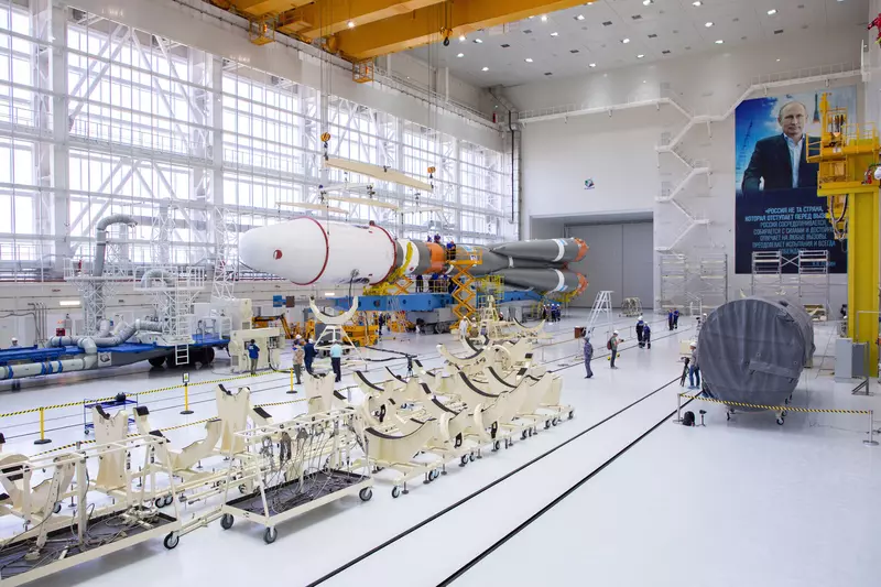 Изображение #4 для поста ««Союз-2.1б»: На Восточном собрана ракета Союз 2»