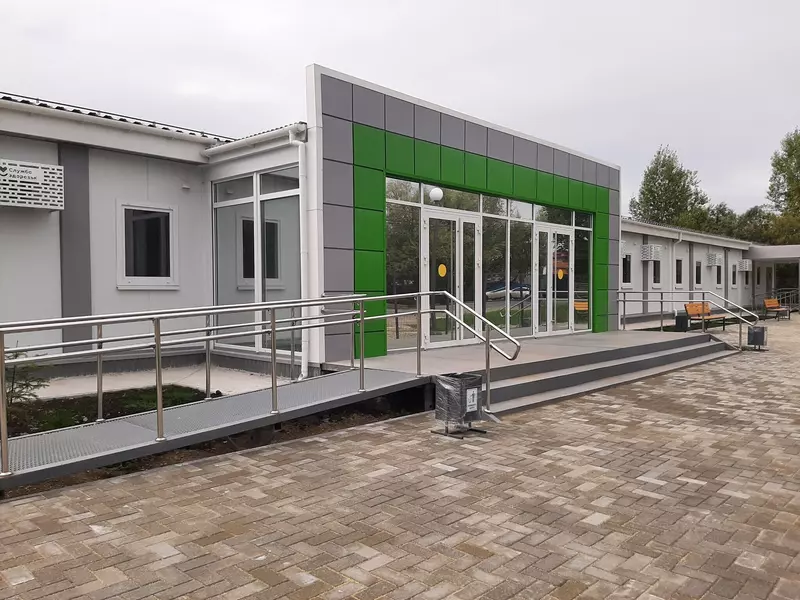 Поликлиника областной больницы № 3 (фото автора)