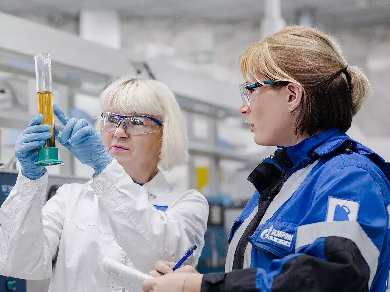 Фото 1 для статьи «Модернизация: Газпромнефть СМ разработала моторное масло с усиленной защитой двигателя»