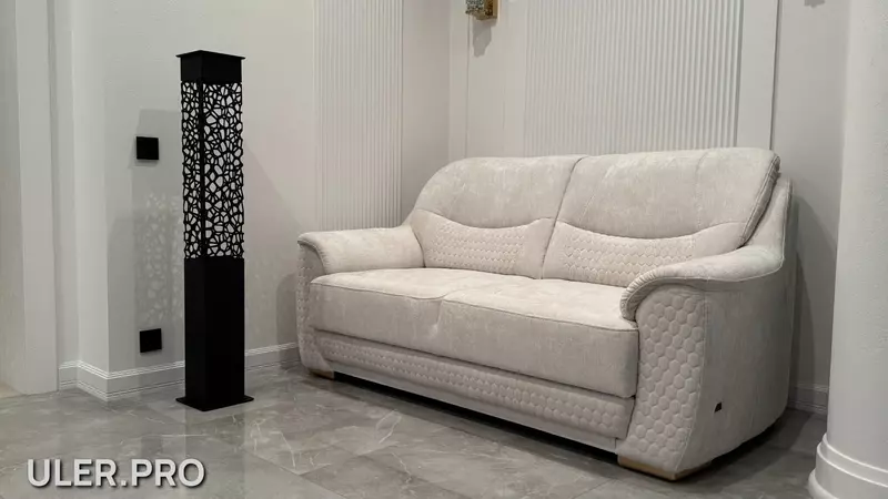 Светильник напольный вертикальный ULER STEERAY (модель SR-SV1-120B)