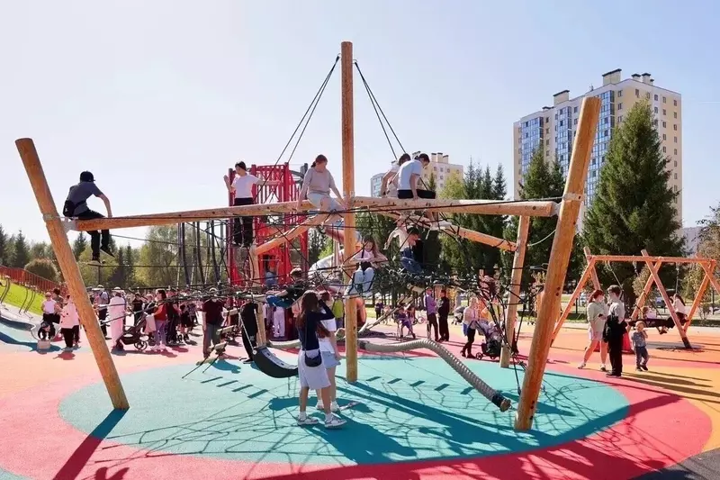 Изображение 19 для «В Тобольске открылся Менделеев парк»