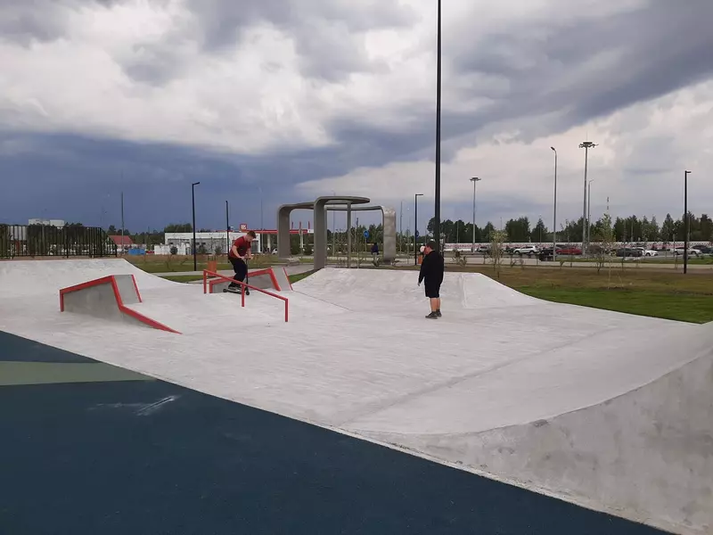 "Парк 50-летия Когалыма" (фото автора)