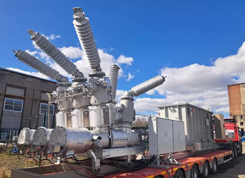 Иллюстрация 1 для статьи «Электроника: Первое мобильное КРУЭ отечественного производства»