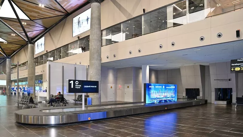 Фото #6 для поста «Новый пассажирский терминал аэропорта Нового Уренгоя начал работу»