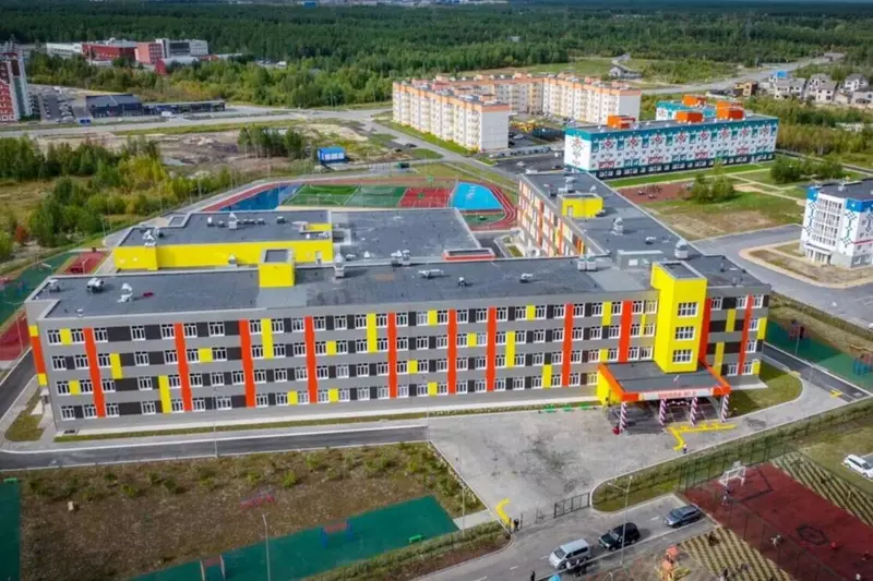 Иллюстрация №10 для публикации «Три новые школы открылись в Югре»