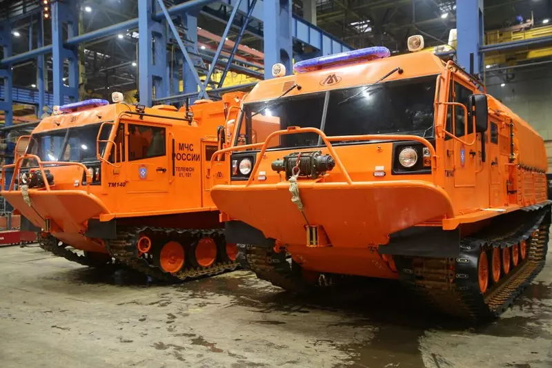 Холдинг Высокоточные комплексы поставил МЧС России партию снегоболотоходов ТМ 140