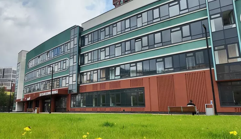 Изображение #15 для новости «Обзор В сентябре 2025 года в России были открыты и реконструированы 19 медучреждений»