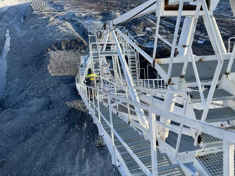 Изображение #3 для «изобретения: Уральские инженеры разработали уникальную конструкцию стрелы для шагающего экскаватора ЭШ 10 70»