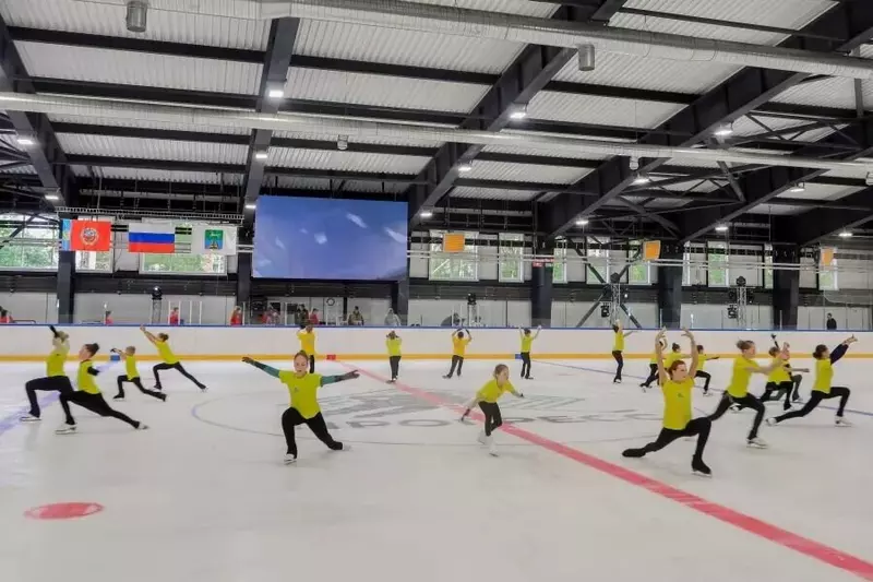 Изображение 6 для поста «В Бийске открыли ледовую арену Прогресс»