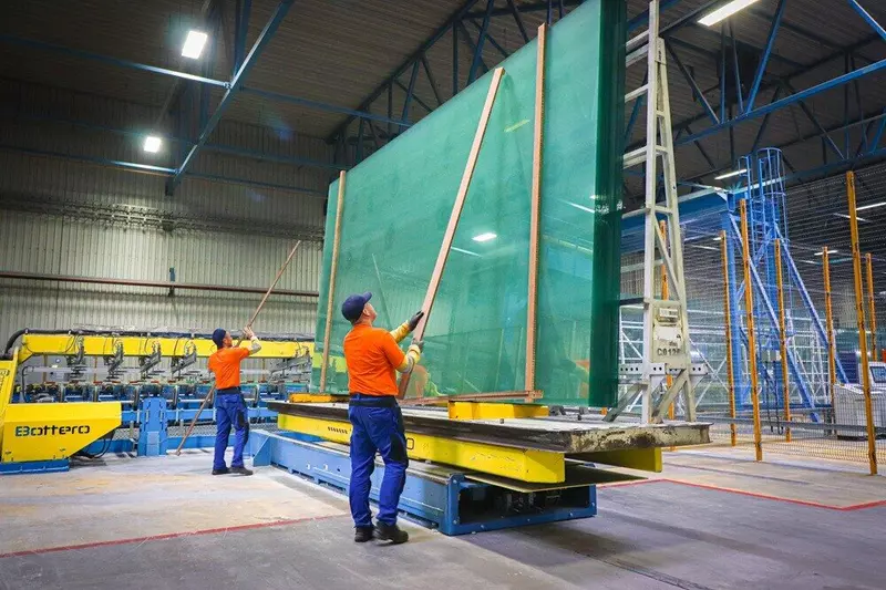 Новая линия полированного стекла запущена в Подмосковье