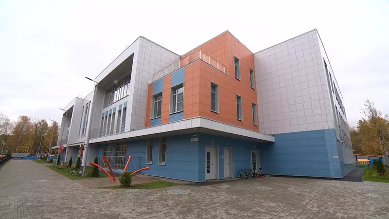 Фото №3 для публикации «Обзор новых школ: Обзор В октябре 2025 года в России были открыты 30 новых школ и детских садов»