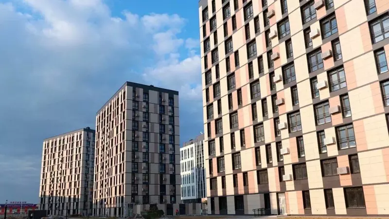 Картинка №2 для поста «Ямал: В Новом Уренгое началось заселение микрорайона Славянский»