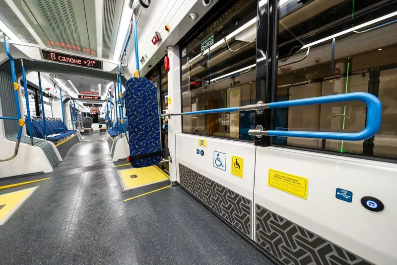 6 для статьи «ПК Транспортные системы завершила сборку первого трехсекционного трамвая Невский для Волгограда»