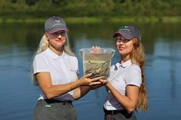 Изображение #4 для статьи «рыбоводство: Предприятия Роснефти в августе выпустили в реки и водоемы России около 15 млн мальков»