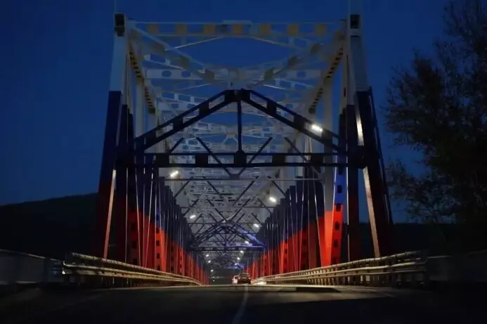 Мост через реку Лену в Усть Куте открылся после реконструкции