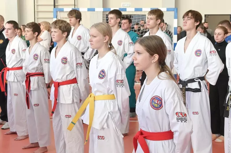 Картинка 4 для «спортивный комплекс: При поддержке ЕВРАЗа в Нижнем Тагиле открылся новый спортивный комплекс»