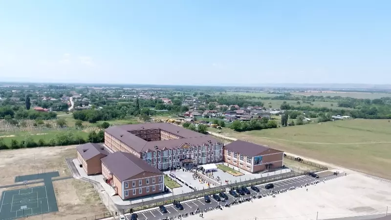 В Чечне открыли новую школу