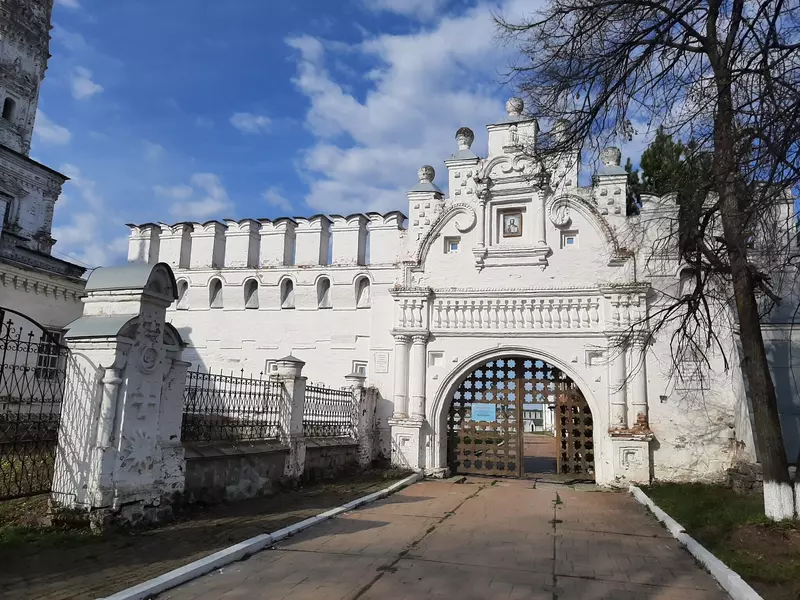 Северные ворота кремля (фото автора)