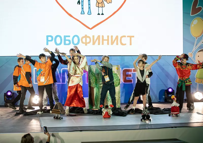 4 для «робототехника: В Санкт Петербурге завершился Международный фестиваль робототехники РобоФинист 2024»