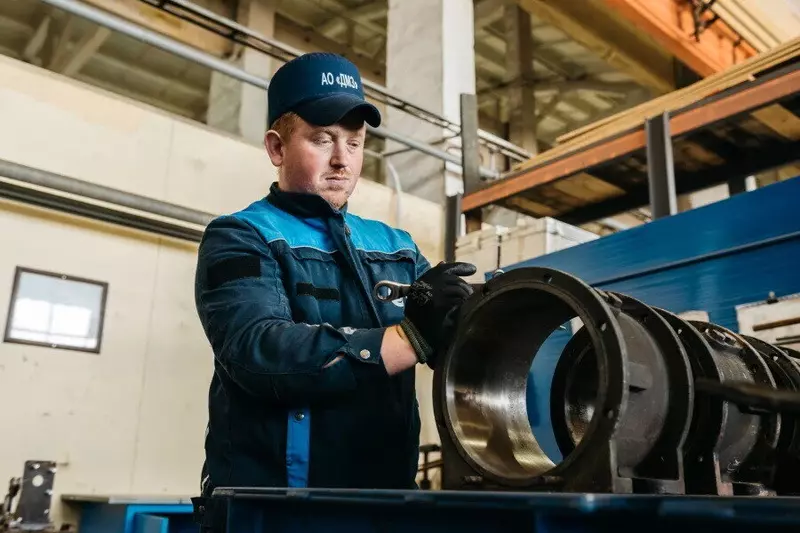 На Демиховском машзаводе начали ремонтировать тормозное оборудование для электропоездов