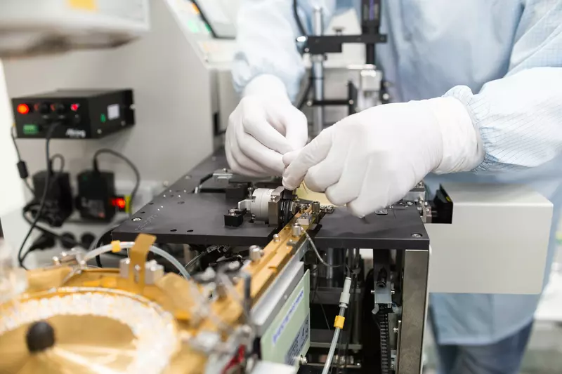 Иллюстрация №2 для статьи «Ферекс: Заключен контракт между заводами Ледел и Ферекс и крупнейшим российским производителем светодиодов»