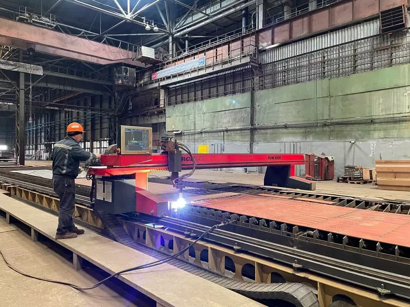 На астраханский верфи ОСК началась резка металла для первого контейнеровоза