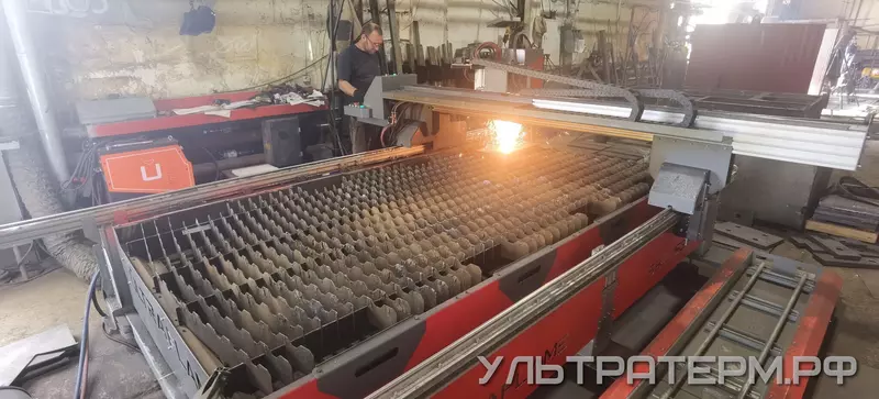 Плазменная резка металла на станке плазменной и газовой резки ULTRAFLAME SBR-1530