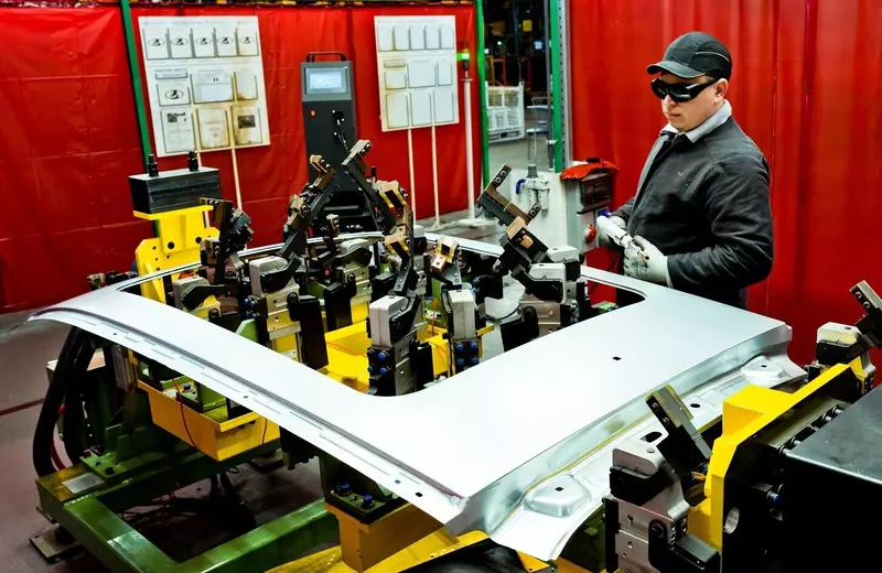 Изображение 1 для статьи «Производство: АвтоВАЗ внедряет лазерную сварку на»