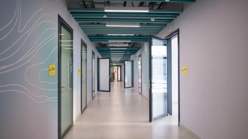 65 для новости «В Тюменской области продолжается возведение уникальных объектов»