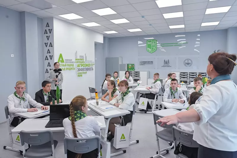 Иллюстрация №3 для новости «Воронежская область: В Новохоперске Воронежской области открылся образовательный центр Принципиум»