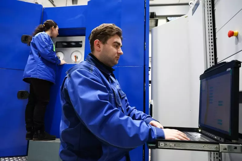 Картинка 2 для публикации «НИОКРы: Росатом представил два новых промышленных 3 принтера для печати сложных металлических деталей»