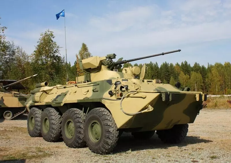 Бронетанковый ремзавод передал МО РФ модернизированные бронетранспортеры БТР 82АМ