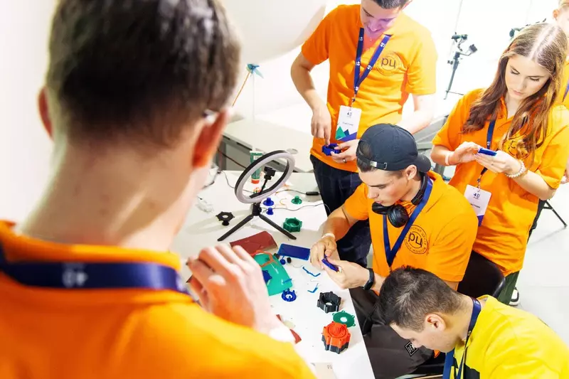 Изображение №11 для поста «Как мы прокачали 400 молодых ребят в аддитивных технологиях Чемпионат 3 Профи»