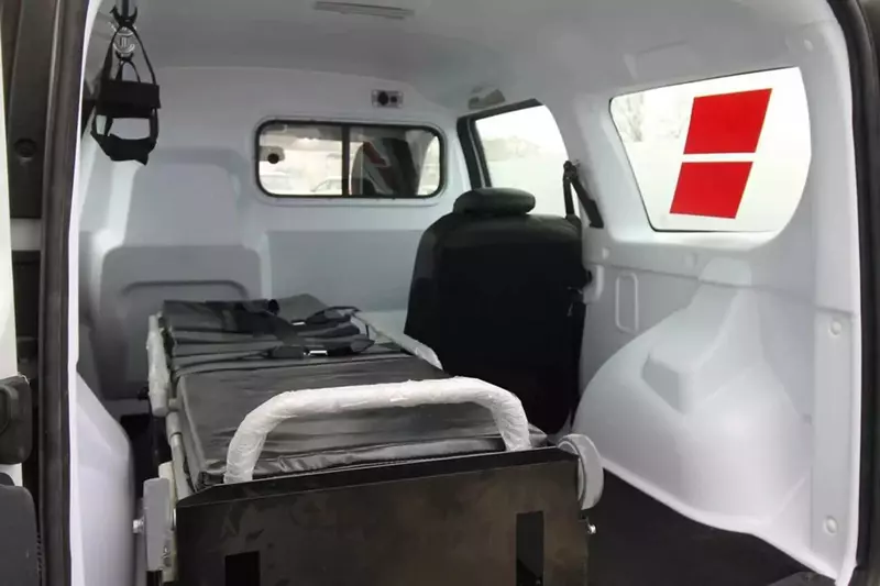 #3 для публикации «Самарская обл: Завод Промтех показал реанимобили включая с системой подъема коляски на крышу»