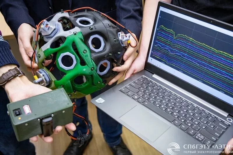 В СПбГЭТУ ЛЭТИ создали шлем для диагностики и лечения когнитивных нарушений