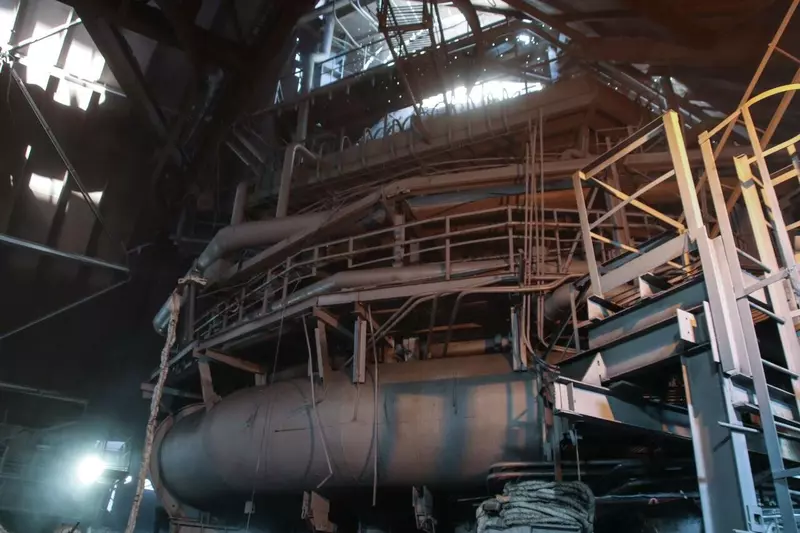 #2 для «ЛНР: Алчевский металлургический комбинат в ЛНР запустил доменную печь после длительного простоя»