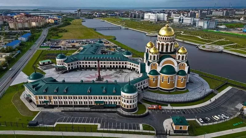 Изображение #4 для публикации «Салехард: В Салехарде освящён Кафедральный Преображенский собор»