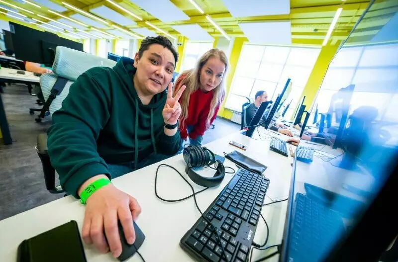 Фото №4 для публикации «В Югре открыт первый в УрФО центр подготовки кадров Школа 21»