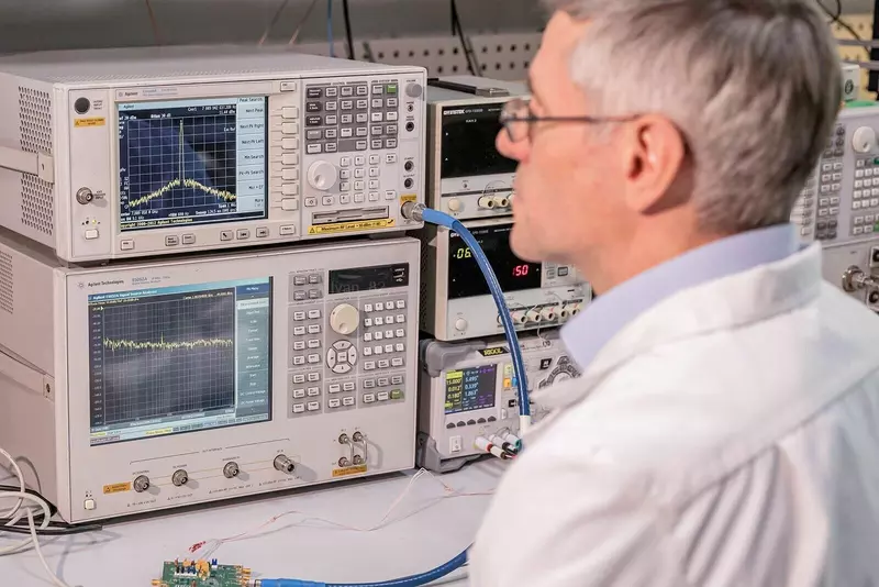 В Москве разработали преобразователь сигналов СВЧ диапазона для МКС