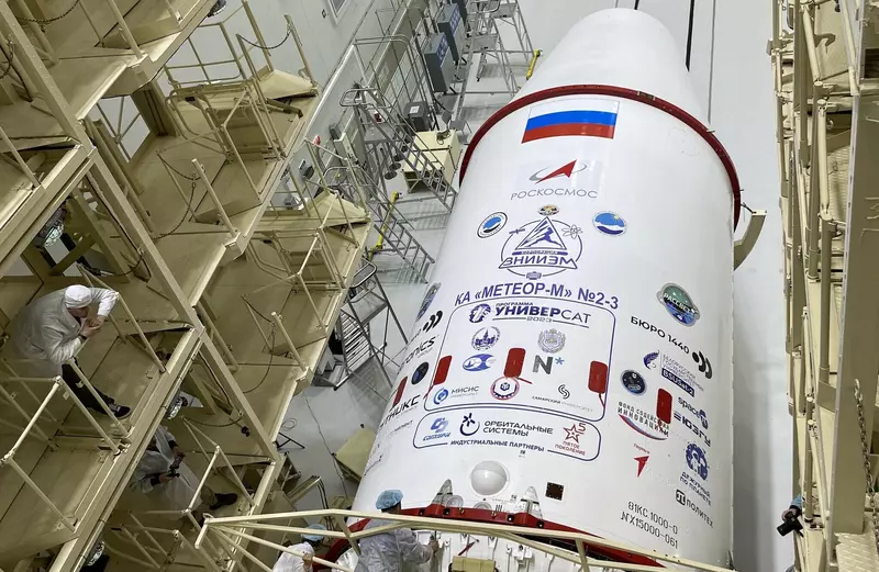 Картинка #2 для новости «космонавтика: Выведена серия малых космических аппаратов УниверСат 2023»