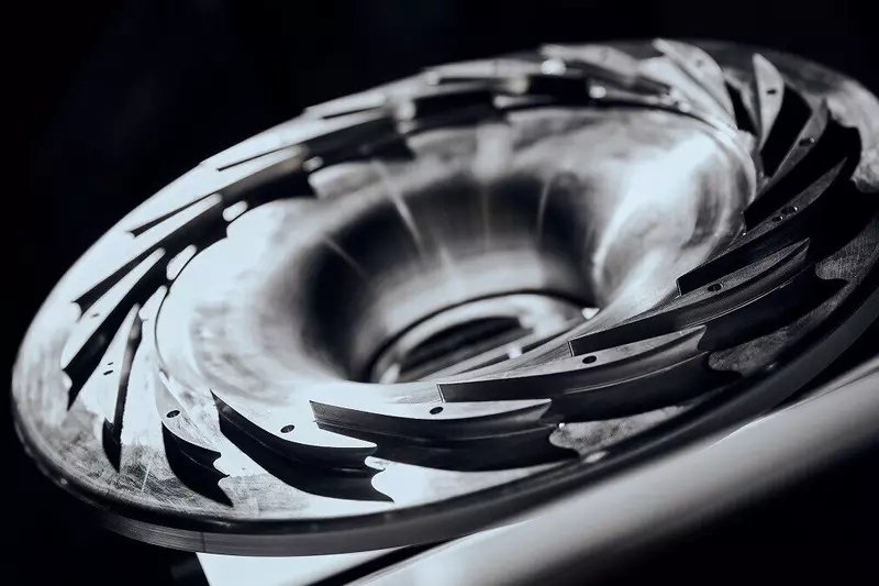 ОДК запустила в Москве новый участок по производству вертолётных двигателей