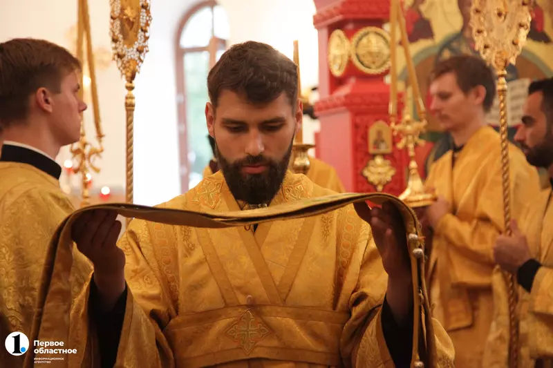 №3 для «Общество: В поселке под Челябинском освятили православный храм»