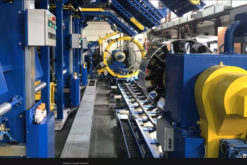 В Омске разработали станок для производства шин к самолету Ту 214