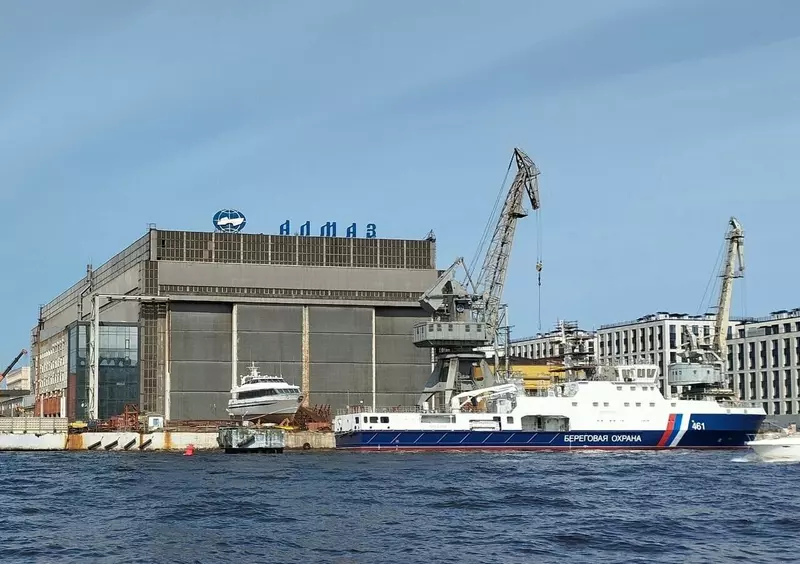 В Петербурге спустили патрульный корабль проекта 22120 для Пограничной службы РФ