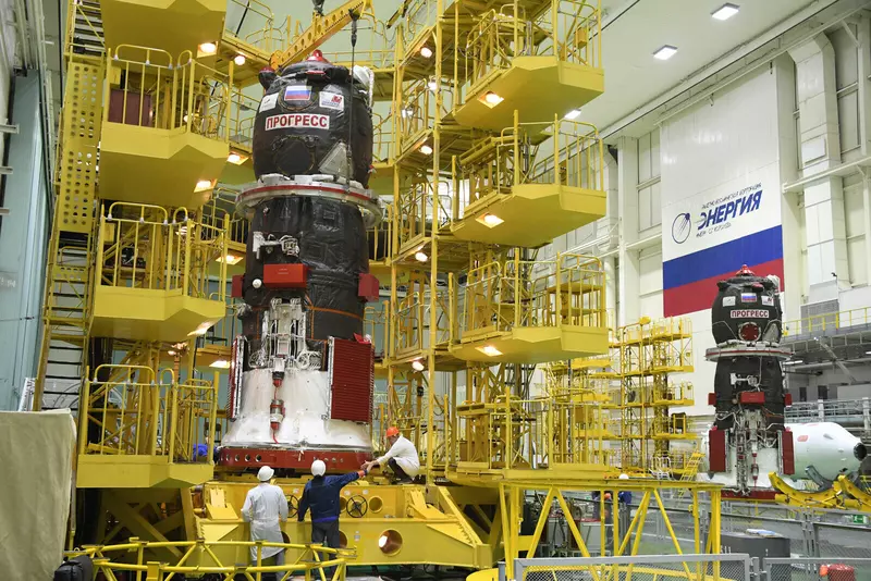 Изображение №25 для статьи «На Байконуре заправили грузовой корабль Прогресс МС 24»