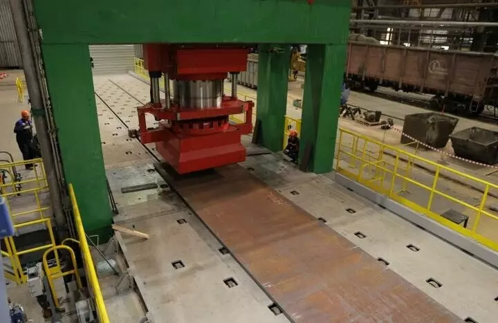 Северсталь на заводе в Петербурге установила новый пресс