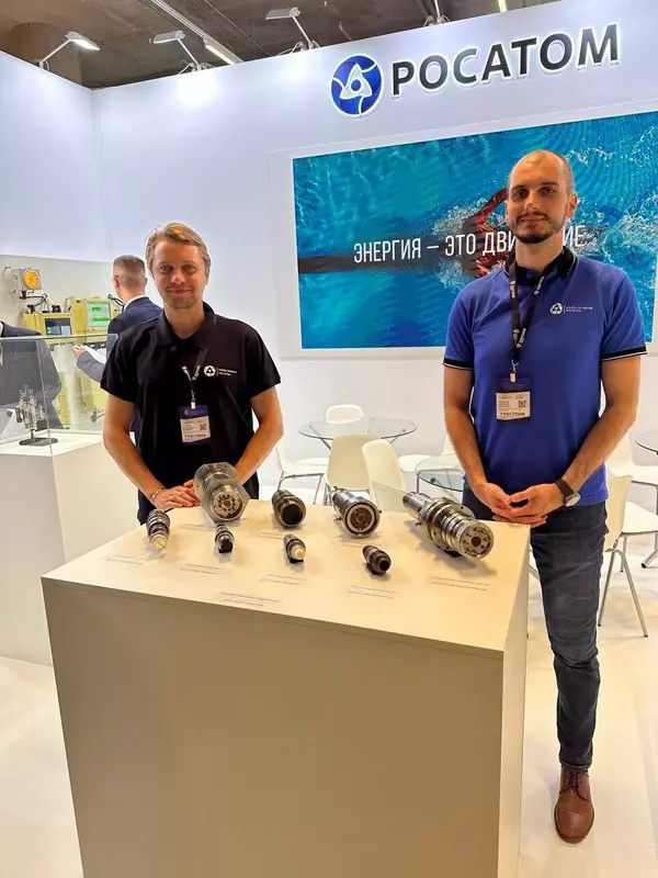 РФЯЦ ВНИИТФ представил комплект проходных соединителей для подводного применения