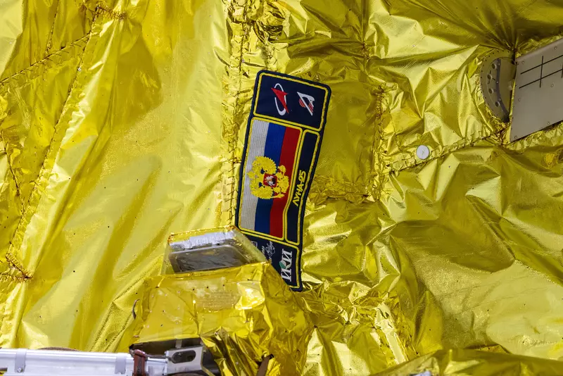 Фото 15 для публикации «На Восточном на автоматическую станцию Луна 25 накатили головной обтекатель»