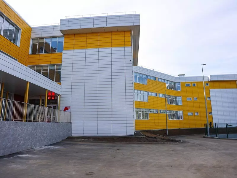 1 для новости «Детские сады и школы: В Иркутске открылась новая школа 58 имени 80 летия Великой Победы»