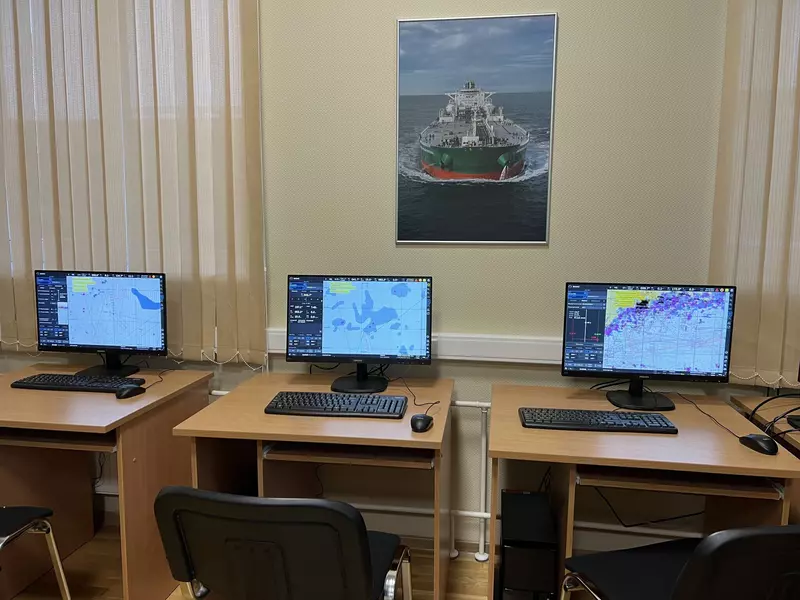 В Макаровке открылись учебно тренажерные комплексы